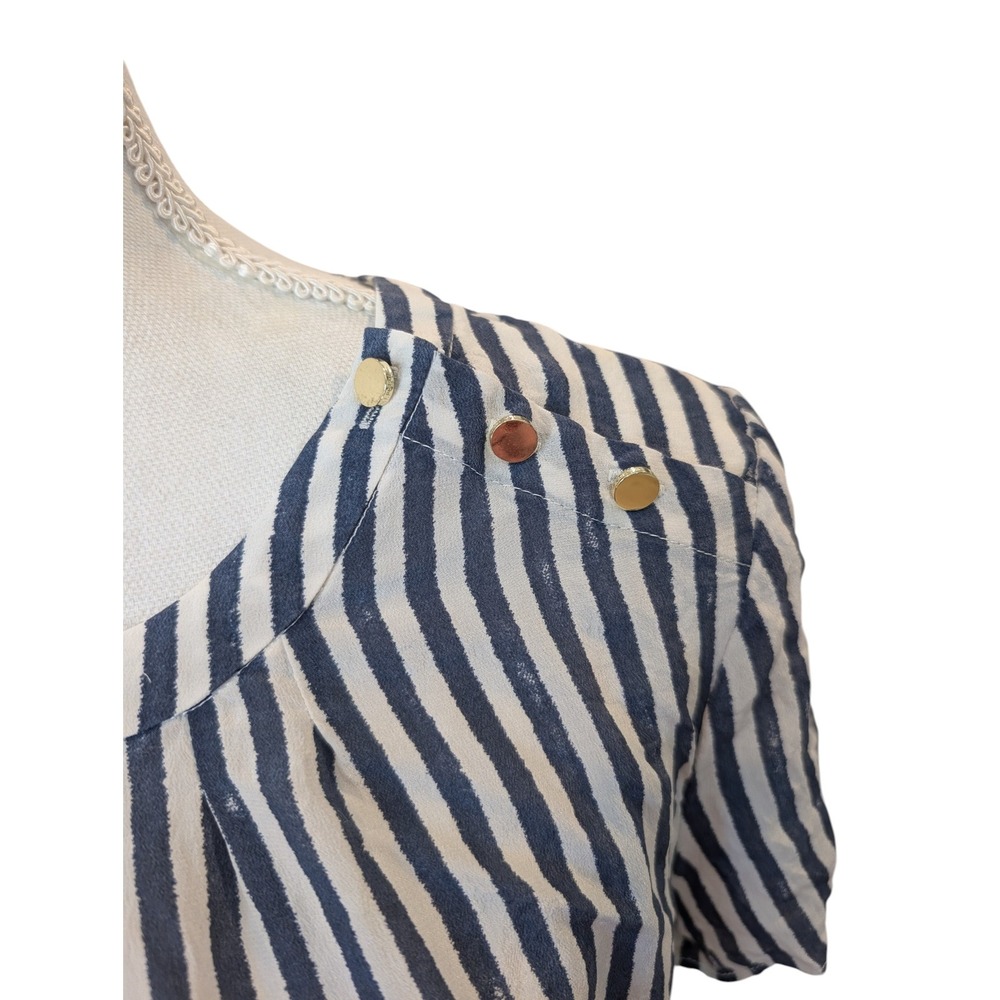 Banana Republic 100% Silk Blouse Striped  Navy White Gold Button Shoulder 10P - Picture 3 of 8